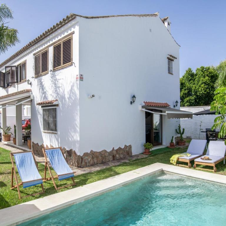 Casa Blanca El Palmar - Familias - Three-Bedroom House - 1