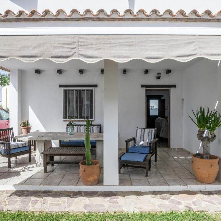 Casa Blanca El Palmar - Familias - Three-Bedroom House - 2