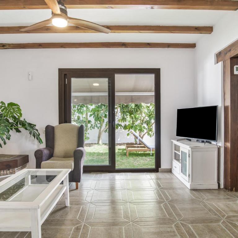 Casa Blanca El Palmar - Familias - Three-Bedroom House - 3