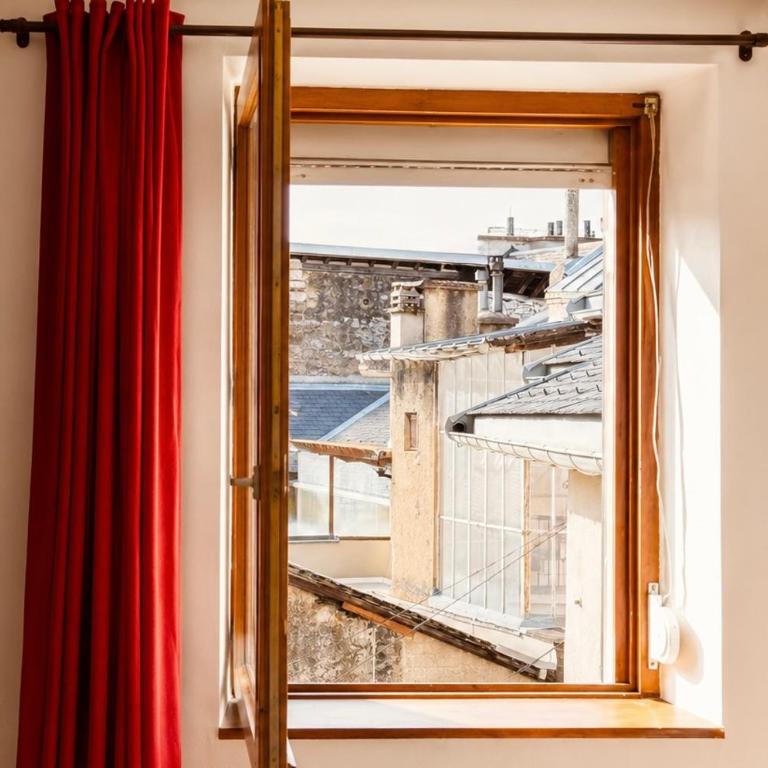 Cocon cosy hypercentre Chambéry & home cinéma - Appartement 1 Chambre - 10