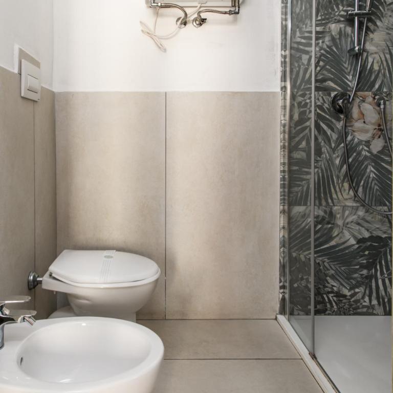 Flower rooms - Budget Double Room - 5