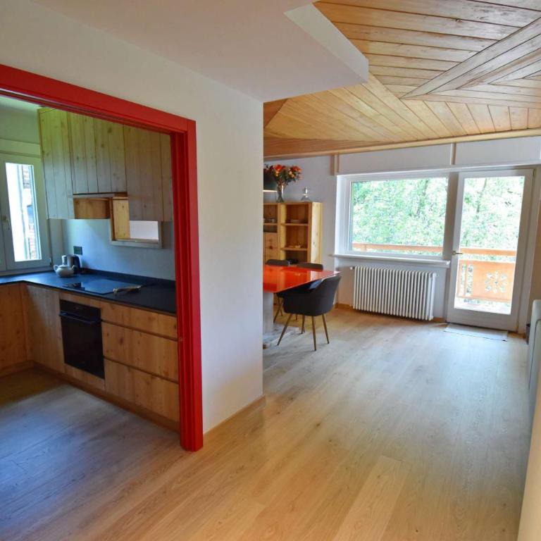 CROZZON view Apartment MhD - Appartamento con 4 Camere da Letto e Balcone - 10