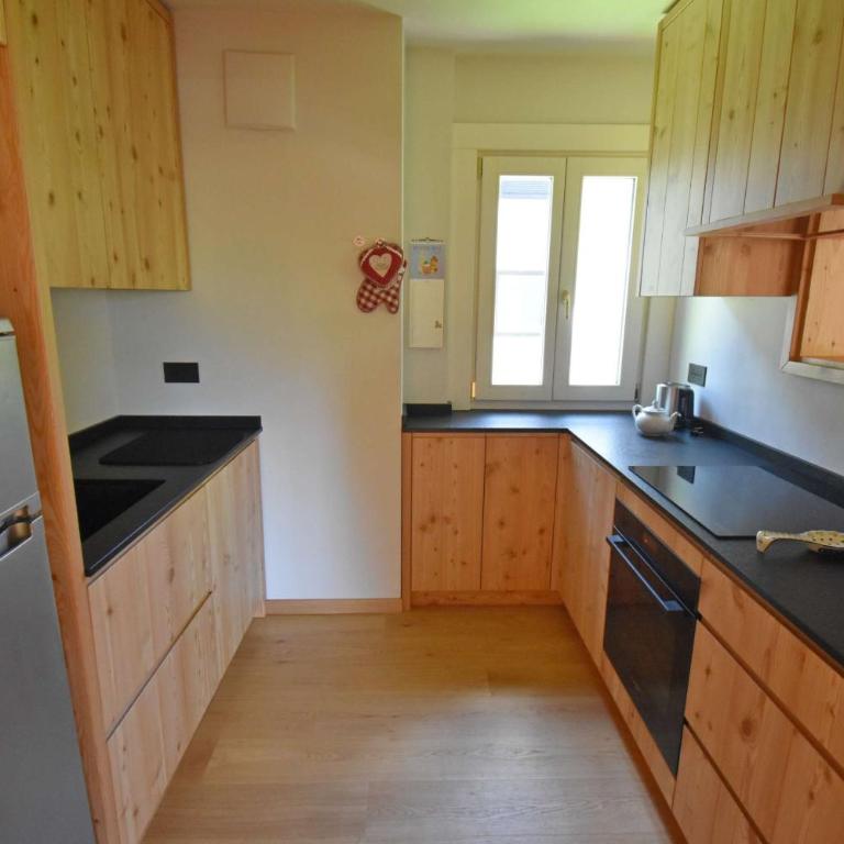 CROZZON view Apartment MhD - Appartamento con 4 Camere da Letto e Balcone - 13