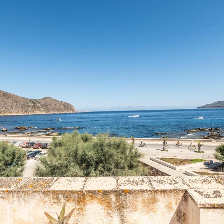 La Finestra sul Blu - Appartamento con 2 Camere da Letto - 38