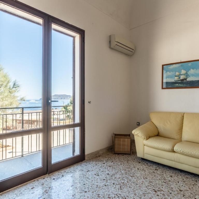 La Finestra sul Blu - Appartamento con 2 Camere da Letto - 40