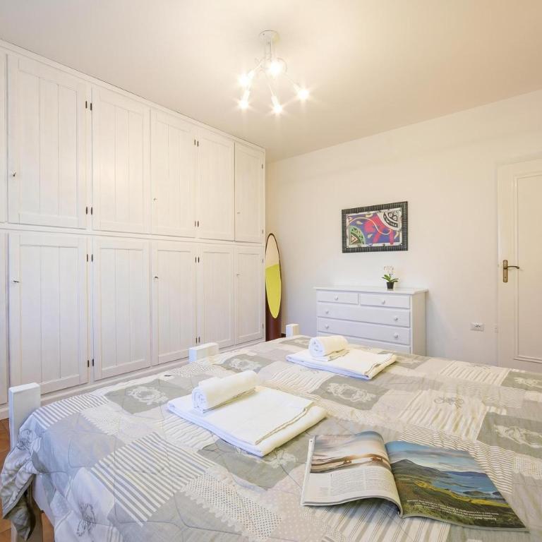 Villa Fiorita Apartments - Appartamento con 2 Camere da Letto - 11