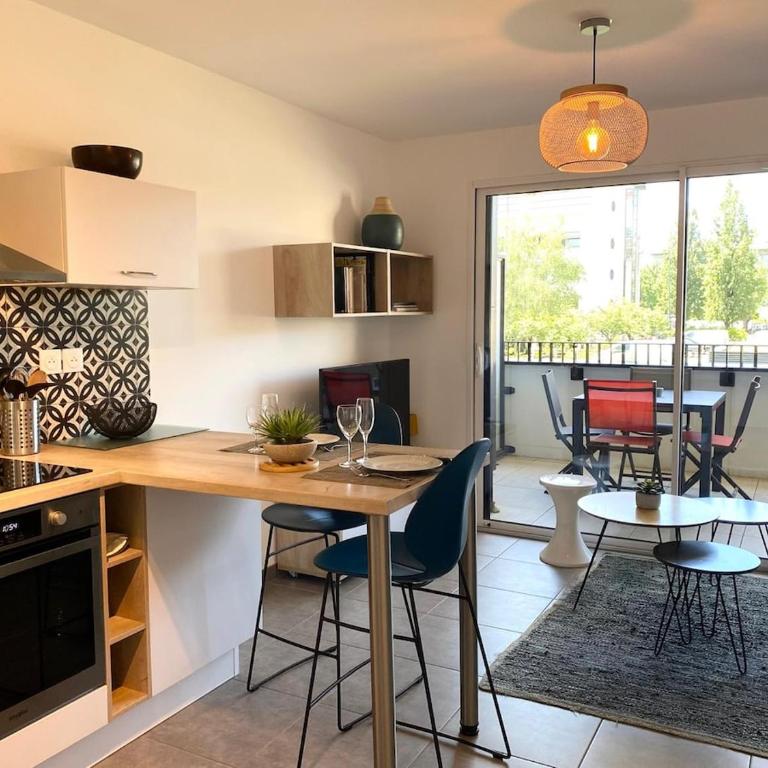L'ECHAPPEE BELLE - Charme, Parking & Proche Lac - Appartement 1 Chambre - 27