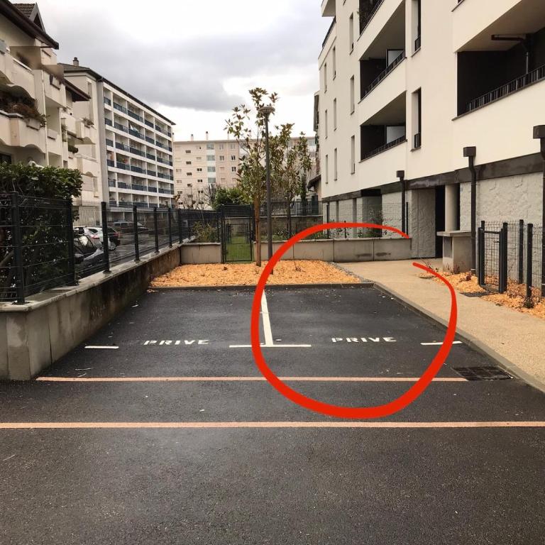 L'ECHAPPEE BELLE - Charme, Parking & Proche Lac - Appartement 1 Chambre - 8