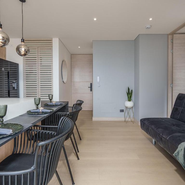 El Tesoro 1BR Coworking, Rooftop & Market AC - One-Bedroom Apartment - 5