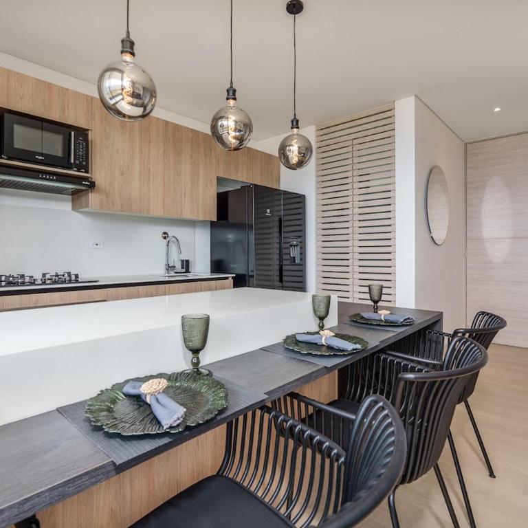 El Tesoro 1BR Coworking, Rooftop & Market AC - One-Bedroom Apartment - 10