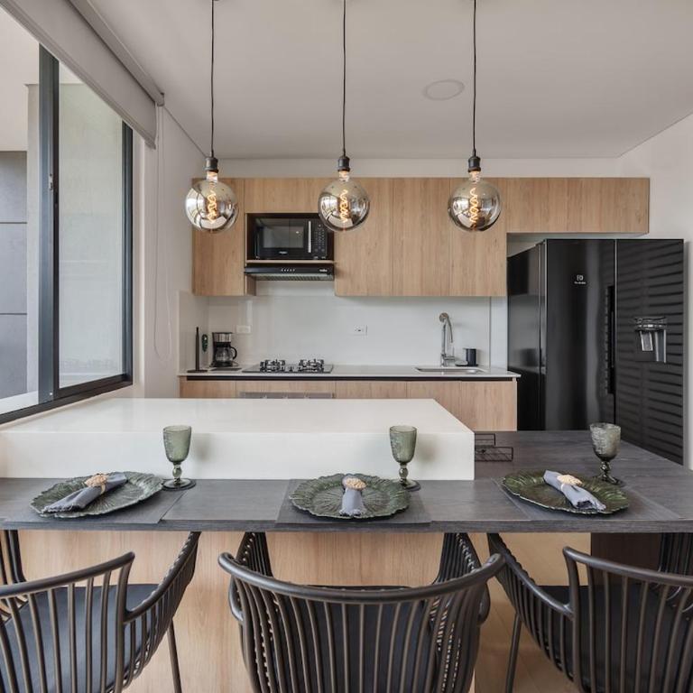 El Tesoro 1BR Coworking, Rooftop & Market AC - One-Bedroom Apartment - 13