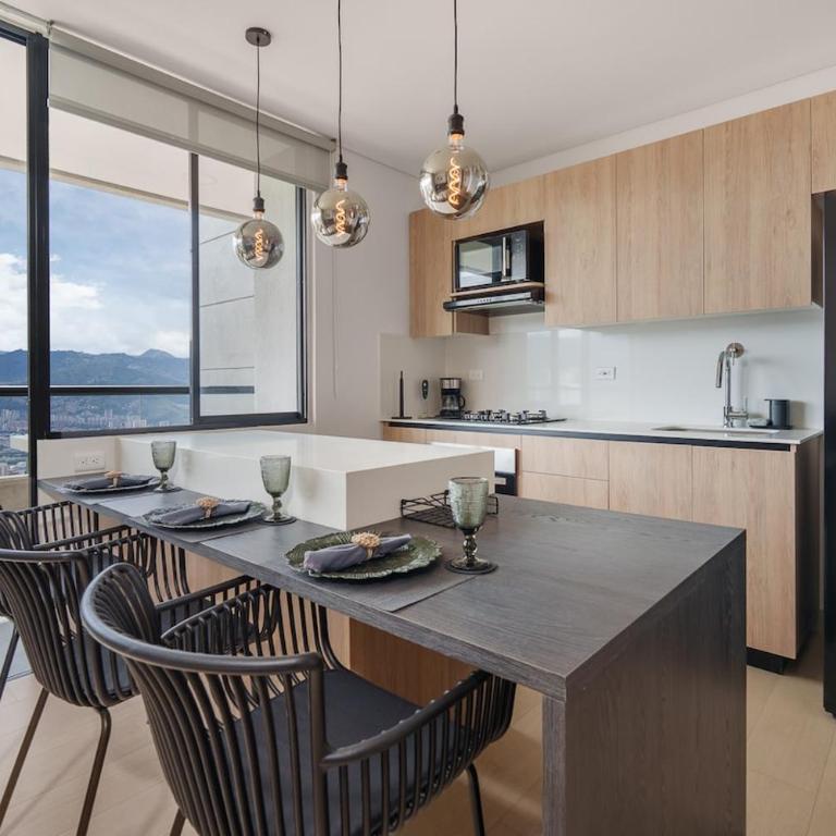 El Tesoro 1BR Coworking, Rooftop & Market AC - One-Bedroom Apartment - 17