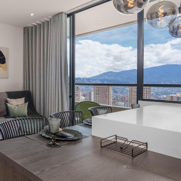 El Tesoro 1BR Coworking, Rooftop & Market AC - One-Bedroom Apartment - 21