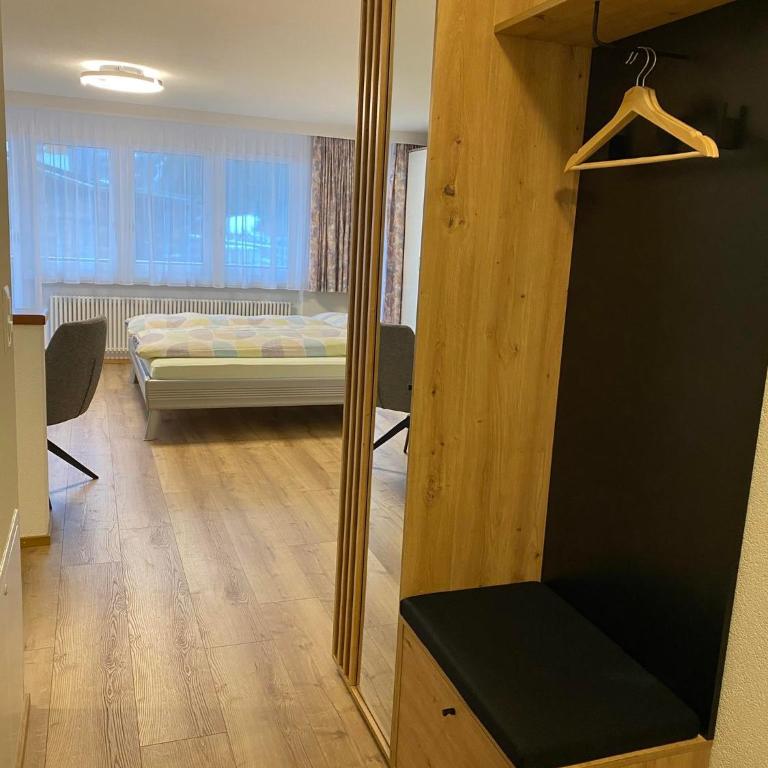 Haus Saturn - Studio - 4