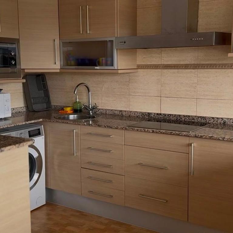 Salou Vistas Playa - Two-Bedroom Deluxe Apartment with Ocean View - 10