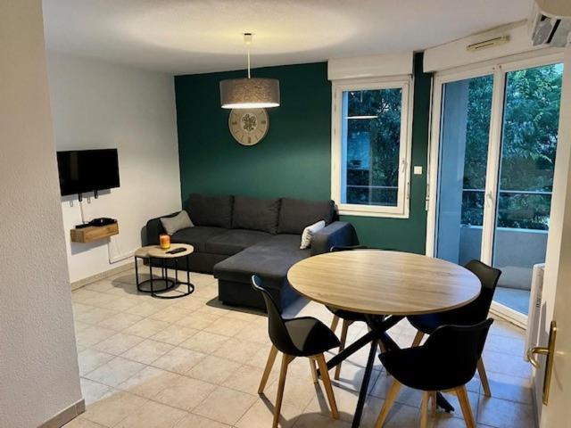 Appartement T2 Piscine Clim Parking Centre Ville - Appartement 1 Chambre - 8