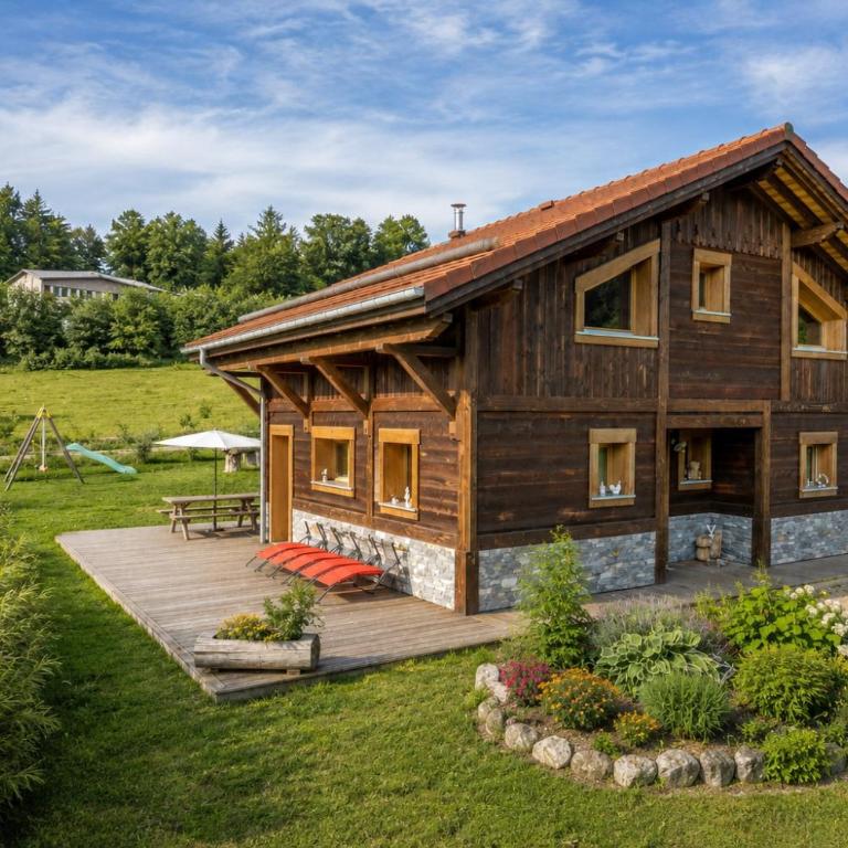 Chalet familial 9 personnes avec sauna privatif et piscine naturelle - Le Domaine des Fleurs Gérardmer - Chalet - 1