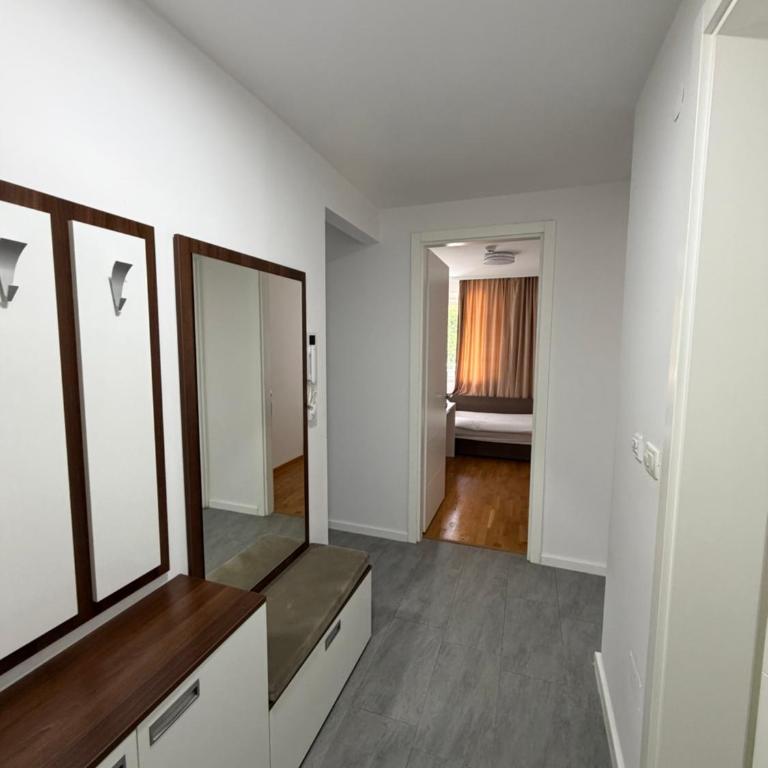 Panamera Luxury Apartment Ilidža - Apartman sa 2 Spavaće Sobe - 4