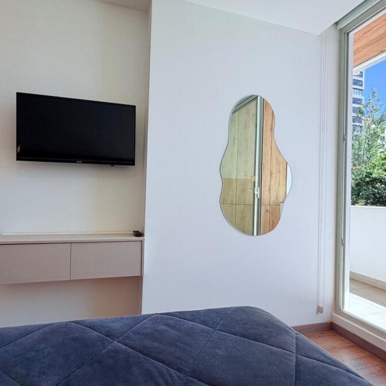 Exclusive Luxury Suite with Pool & Scenic Balcony, wiffi, parking - Apartamento de 1 dormitorio - 10