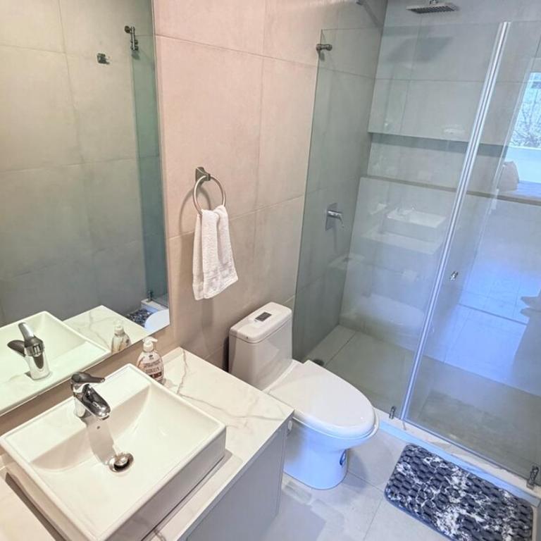 Exclusive Luxury Suite with Pool & Scenic Balcony, wiffi, parking - Apartamento de 1 dormitorio - 34