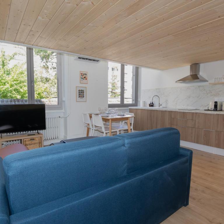 Make My Day 61, rue Sully - Appartement en Duplex - 16
