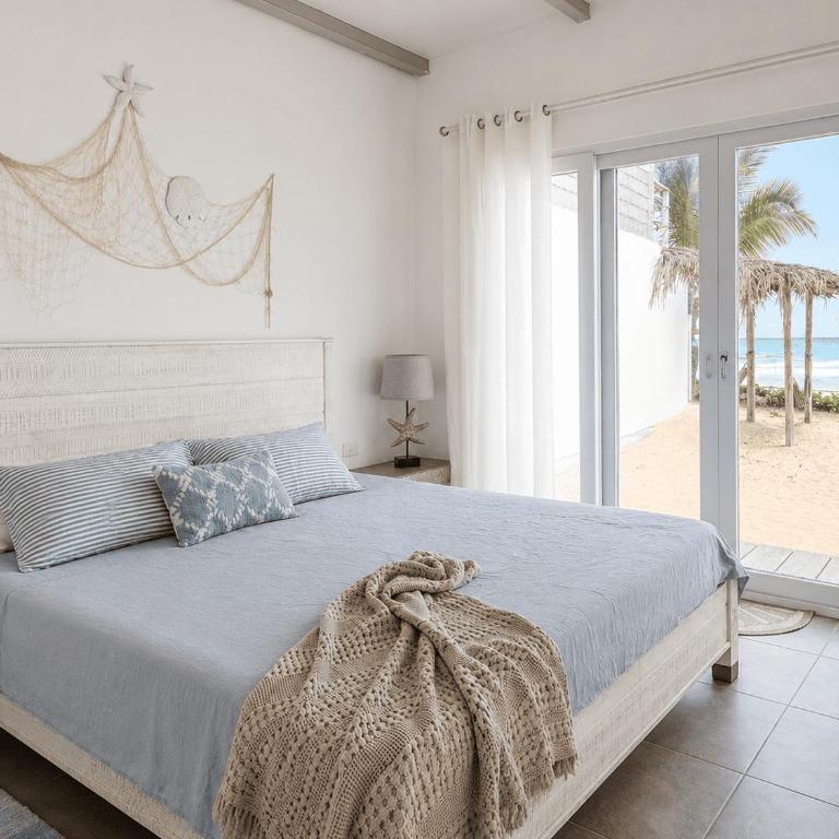 Sandy Feet House - Two-Bedroom House - 1