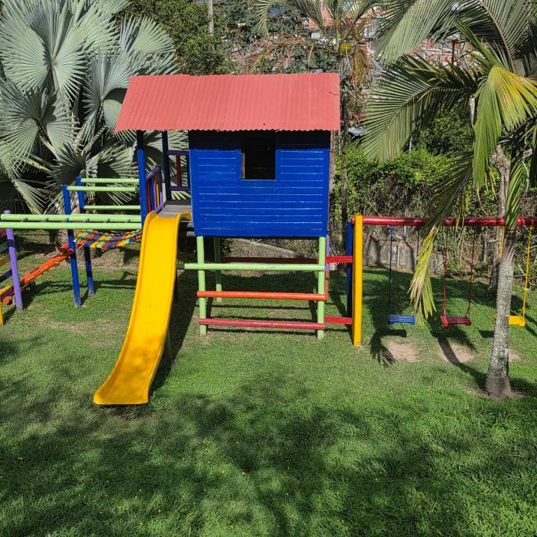 Paraiso del Cafe - Two-Bedroom Apartment - 3