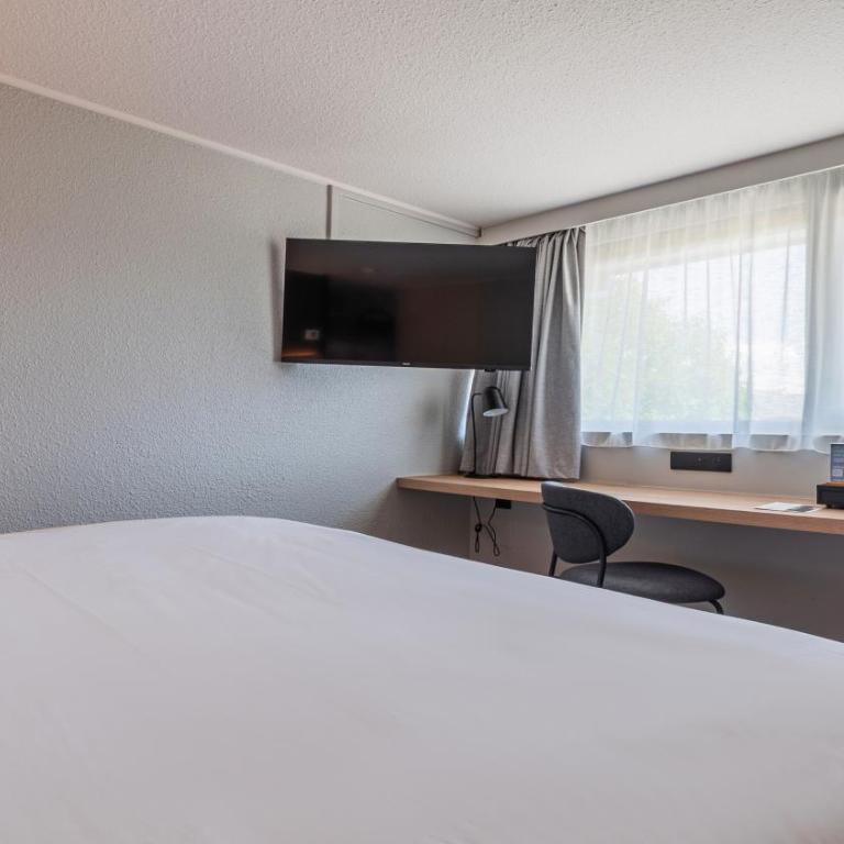 Campanile NATURE - Colmar Parc des Exposition - Chambre Lit King-Size Supérieure - 3