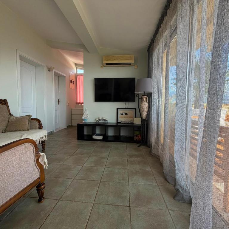 Marina Breeze Family Villa - Suite Lit King-Size - Vue sur Mer - 17