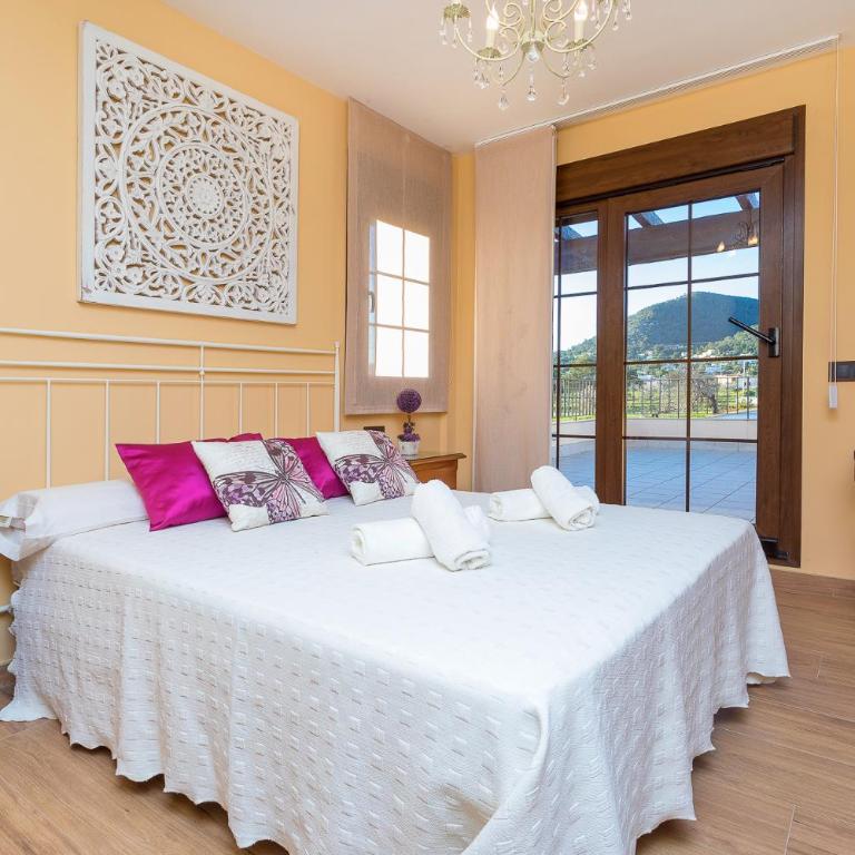 Villa near ibiza Town Sleeps 14 - Villa de 7 dormitorios - 32