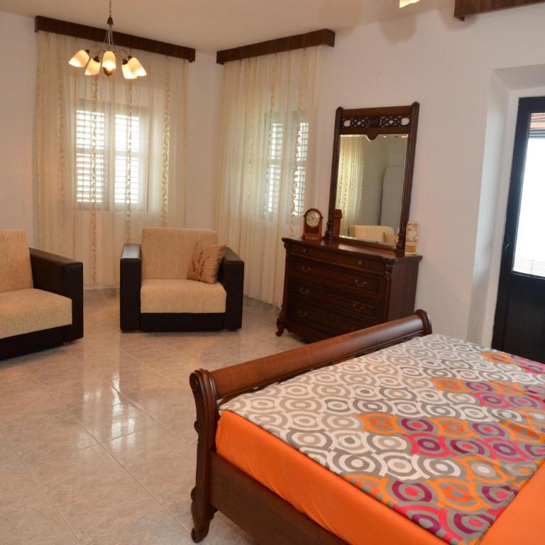 Villa Marinero - One-Bedroom Apartment - 3