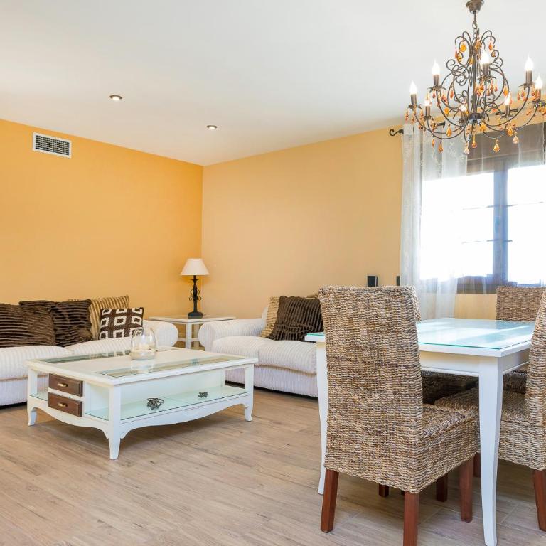 Villa near ibiza Town Sleeps 14 - Villa de 7 dormitorios - 28