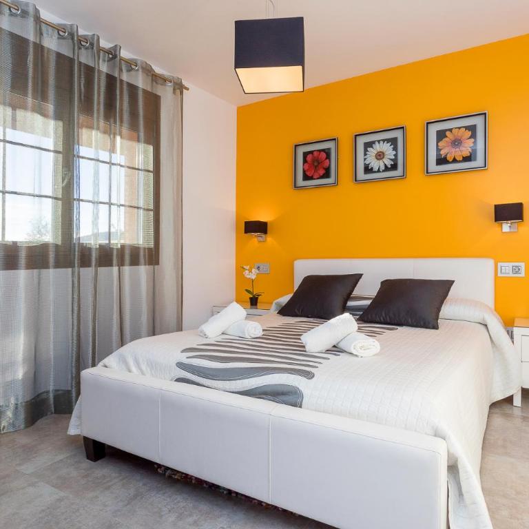 Villa near ibiza Town Sleeps 14 - Villa de 7 dormitorios - 20