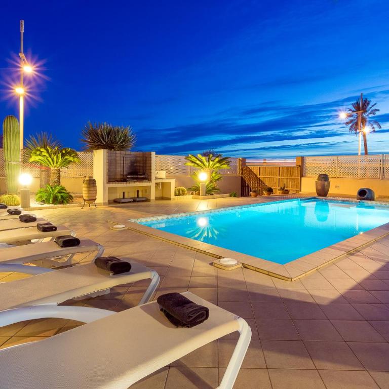 Villa near ibiza Town Sleeps 14 - Villa de 7 dormitorios - 4