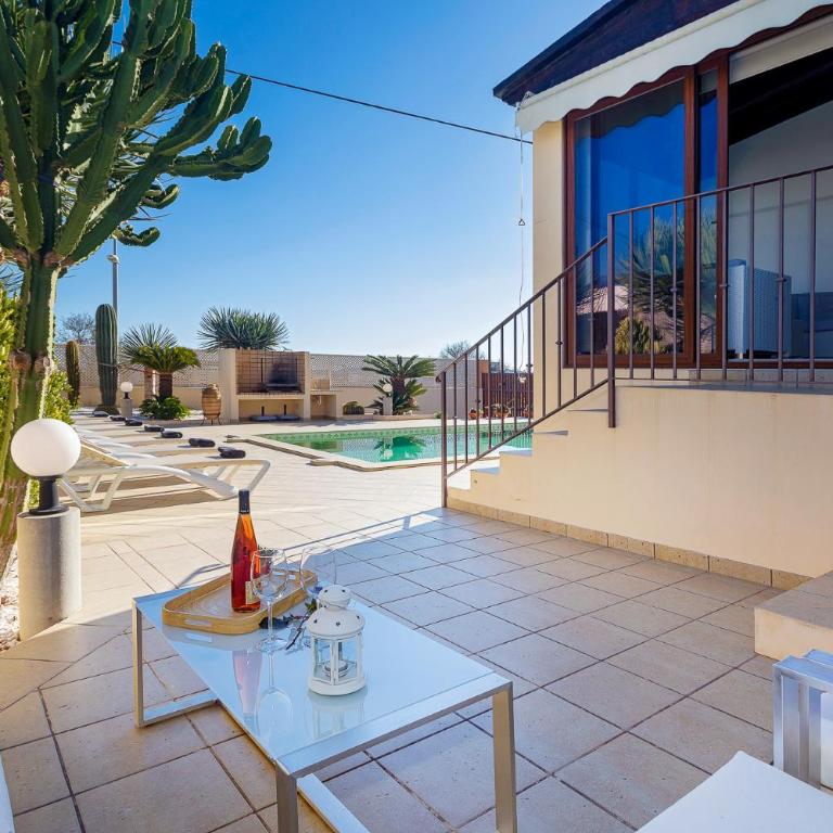 Villa near ibiza Town Sleeps 14 - Villa de 7 dormitorios - 9