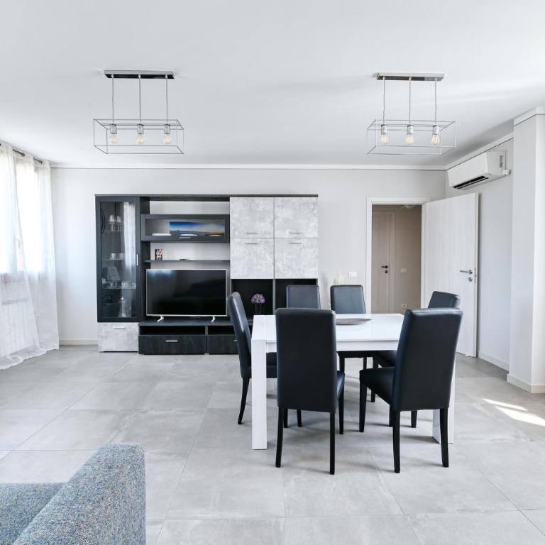 The Bridge - Peschiera Holiday - Appartamento con 2 Camere da Letto - 2