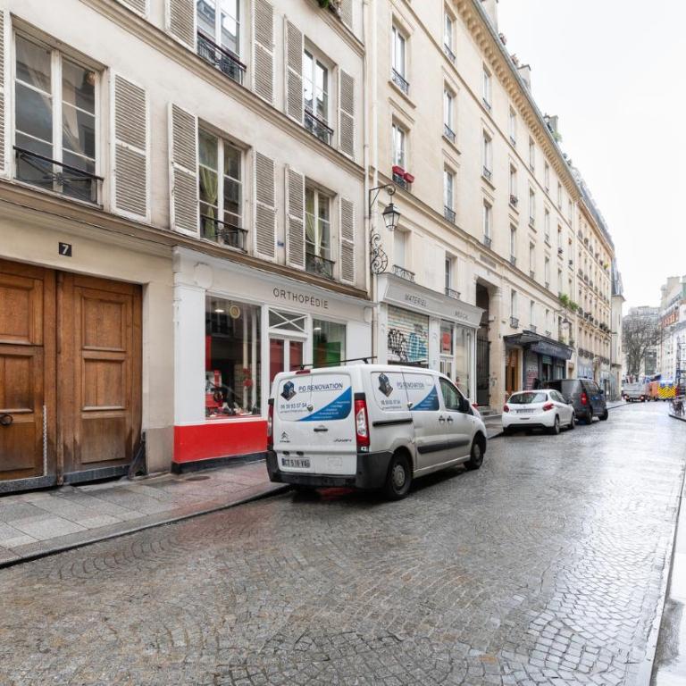 Central Parisian-style Studio Apart - Sentier - Appartement - 12
