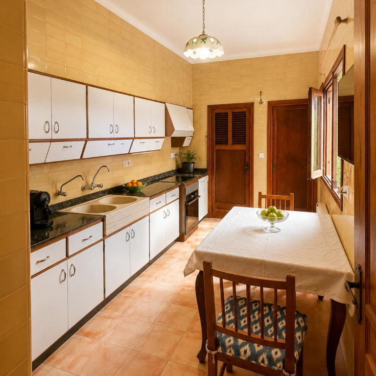 Sa Torre - Casa Mallorquina con encanto - Three-Bedroom House - 15