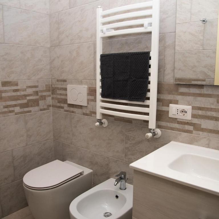 The GreenDen terrace, BBQ & table tennis - Appartamento con 2 Camere da Letto, Balcone e Terrazza - 13