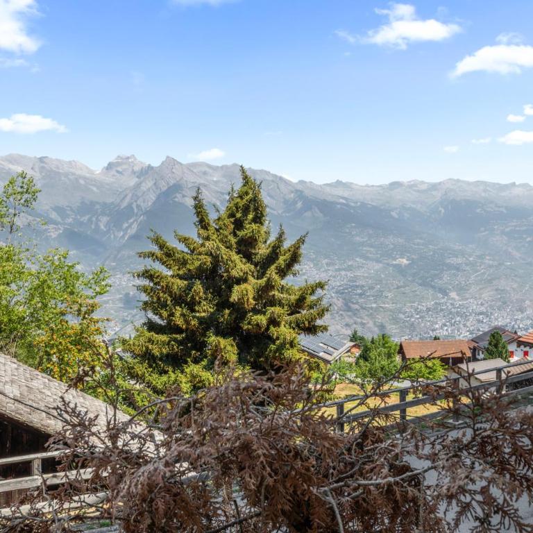 Logement spacieux et charmant - Apartamento de 3 dormitorios - 42