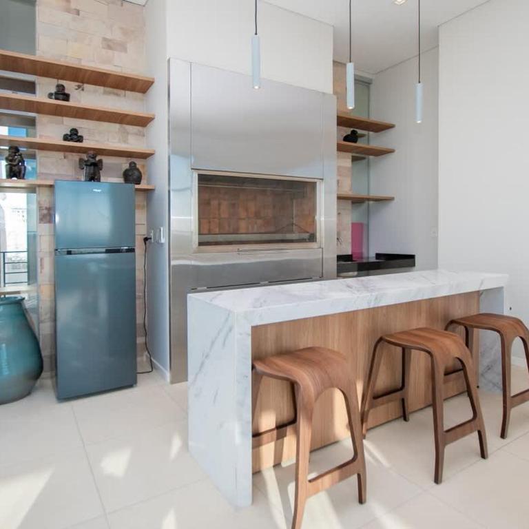 In the heart of Villamorra Rooftop Pool & BBQ - Apartment - 8