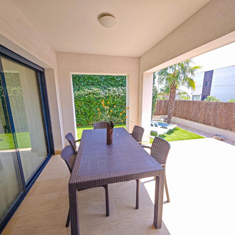 LITORAL COSTA DORADA - PASSEIG DEL MAR Only families - Maison 2 Chambres - 29