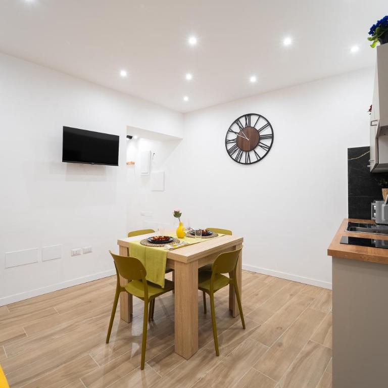 Eirene 6 posti letto - Appartamento con 3 Camere da Letto - 12