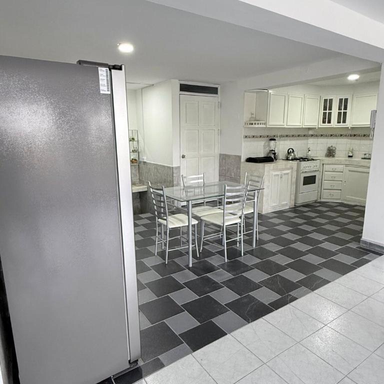 Hospedaje único en Santa María del Mar para 5 personas - One-Bedroom Apartment - 12