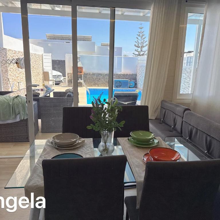 Villa Mike & Villa Angela - Three-Bedroom Villa - 9