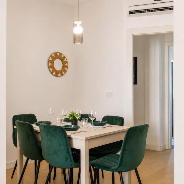 Milano City Suite - Elegance Steps from Duomo - Appartamento con 2 Camere da Letto - 4