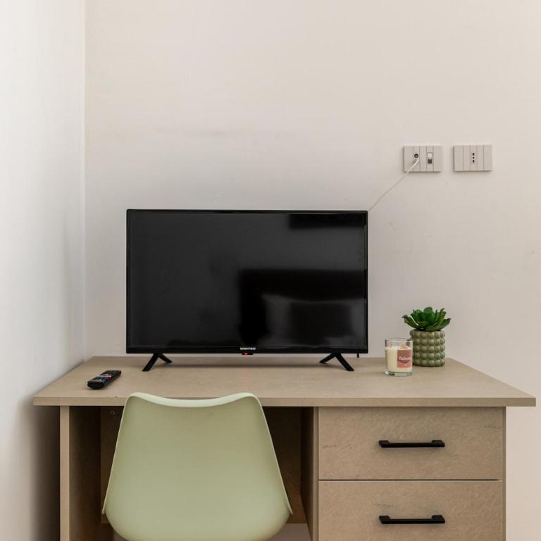 Milano City Suite - Elegance Steps from Duomo - Appartamento con 2 Camere da Letto - 17
