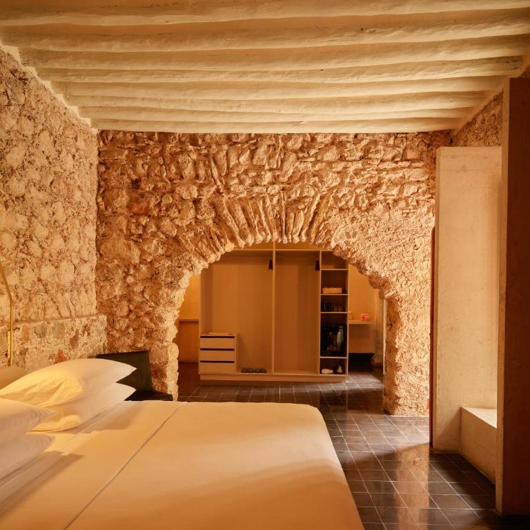 Hotel Sevilla, a Member of Design Hotels - Suite con vistas a la piscina - 4