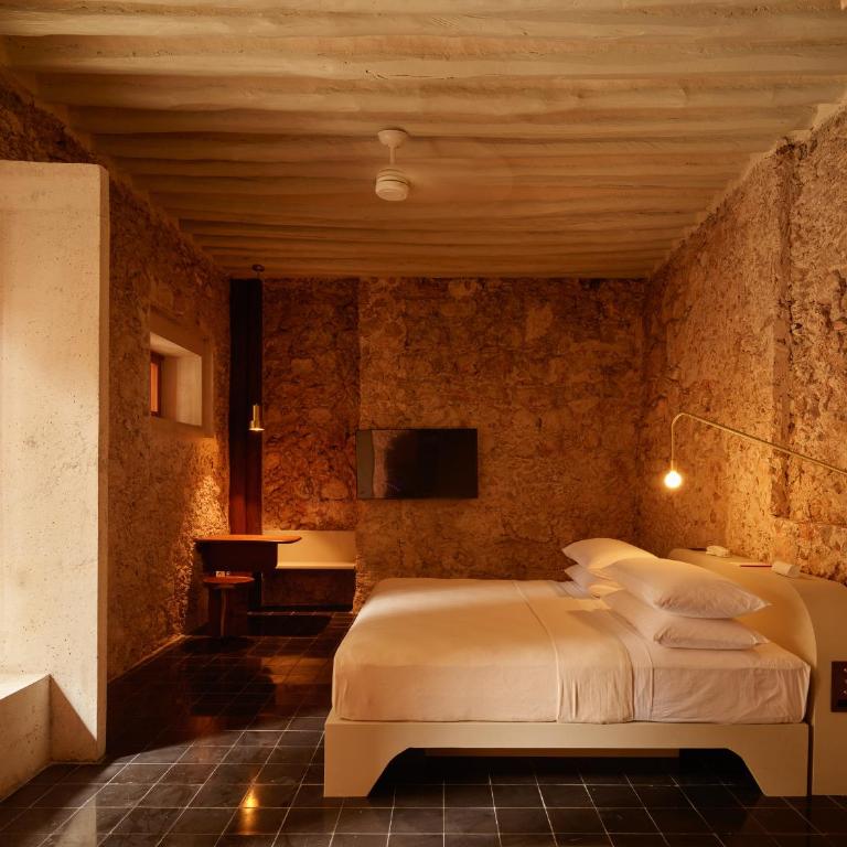 Hotel Sevilla, a Member of Design Hotels - Suite con vistas a la piscina - 3