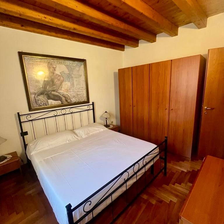 Miri house Desenzano del Garda -Centro storico, 30 m dal lago - Appartamento con 1 Camera da Letto - 4